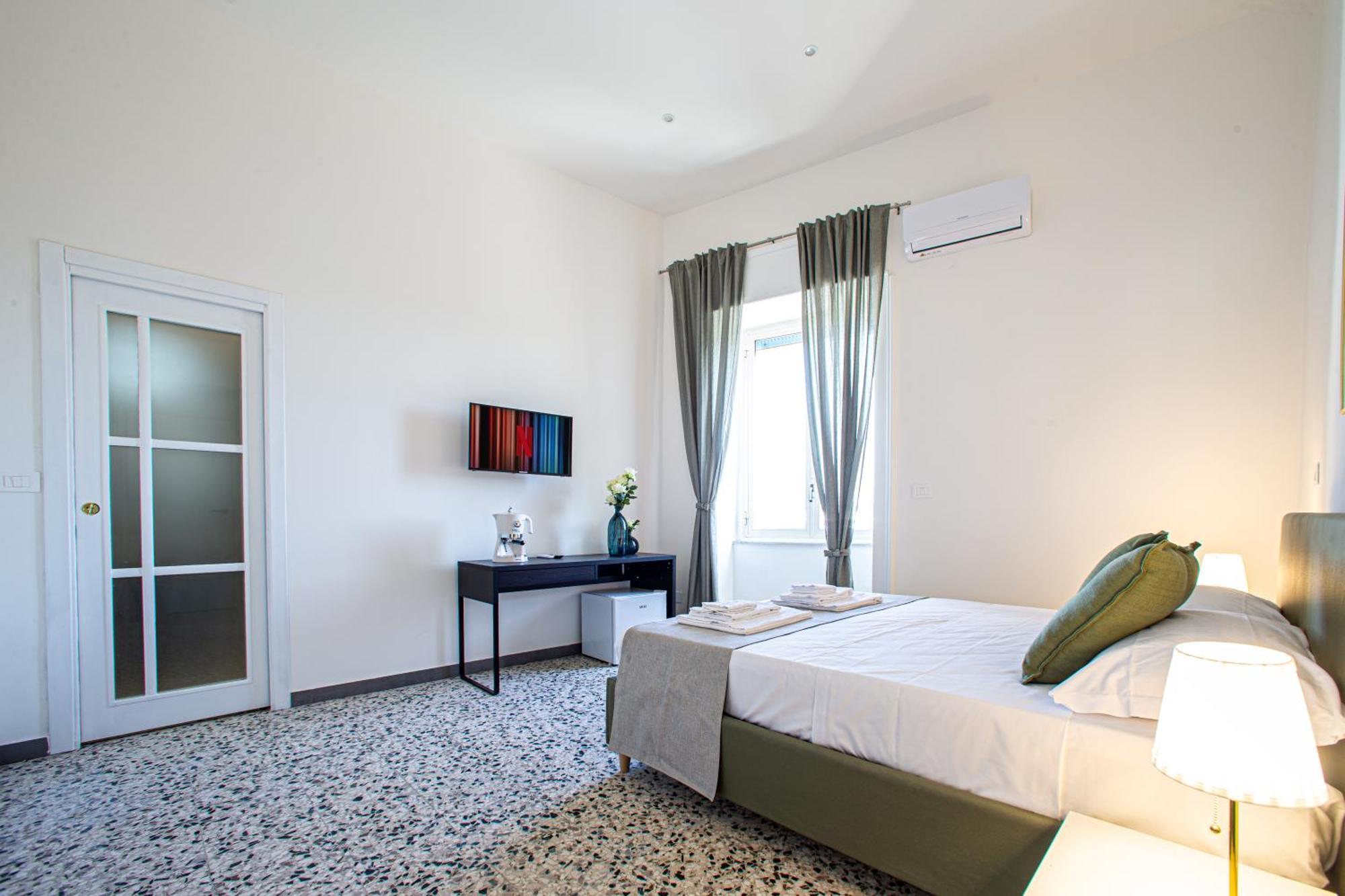 Mh Suites Rooms Apartments Bacoli Buitenkant foto